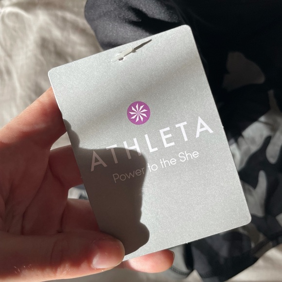 NWT Athleta Shorts - Picture 3 of 6